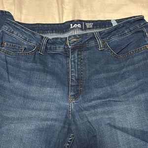 Lee’s Blue, Regular Fit Bootcut Midrise Jeans Size 14